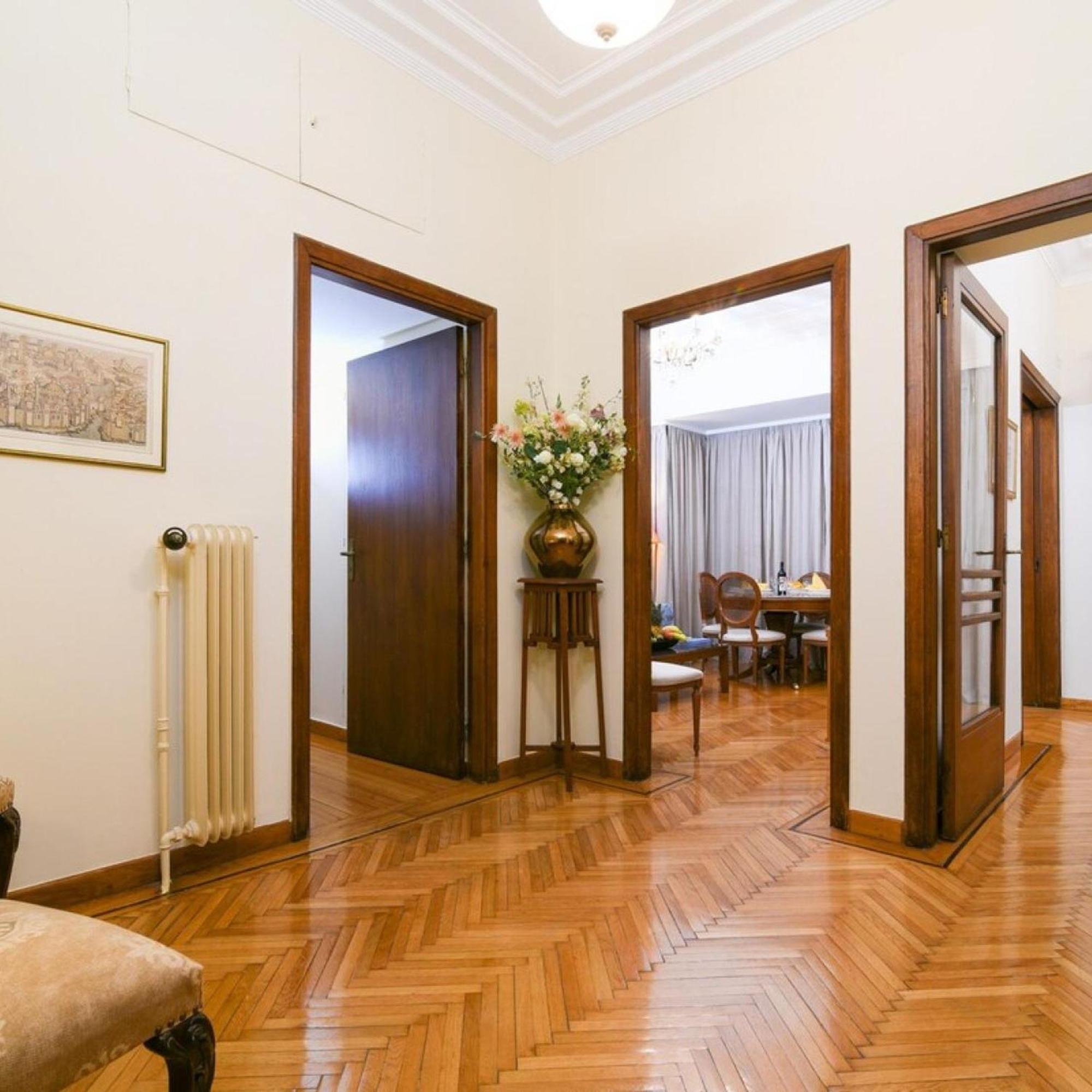 Classy Apartment In The Heart Of Athens Exterior photo